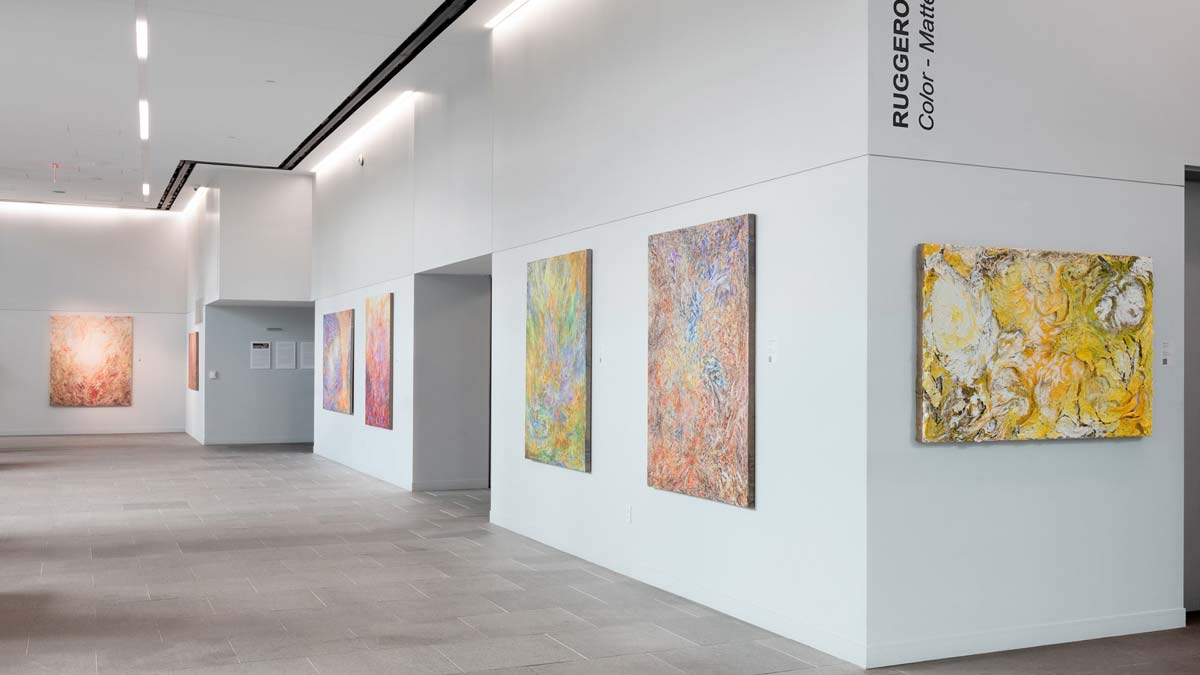 Wall view from COLOR - MATTERS where color temperature and surface build-up shape the viewing experience